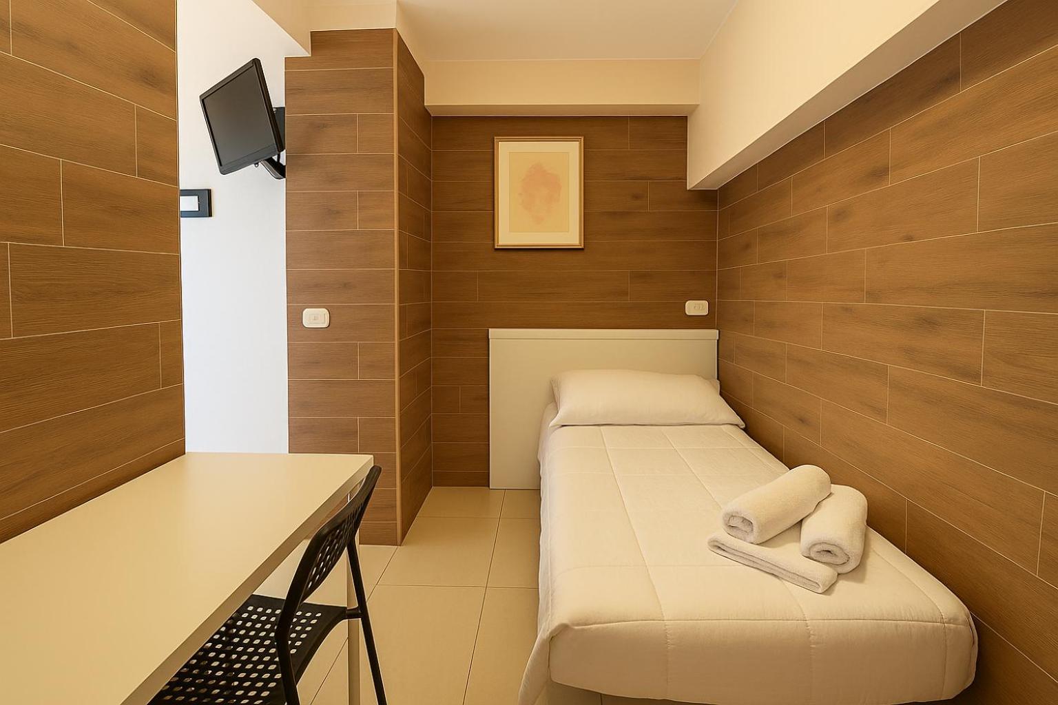 Basic Triple Room,1672684713:JPEG