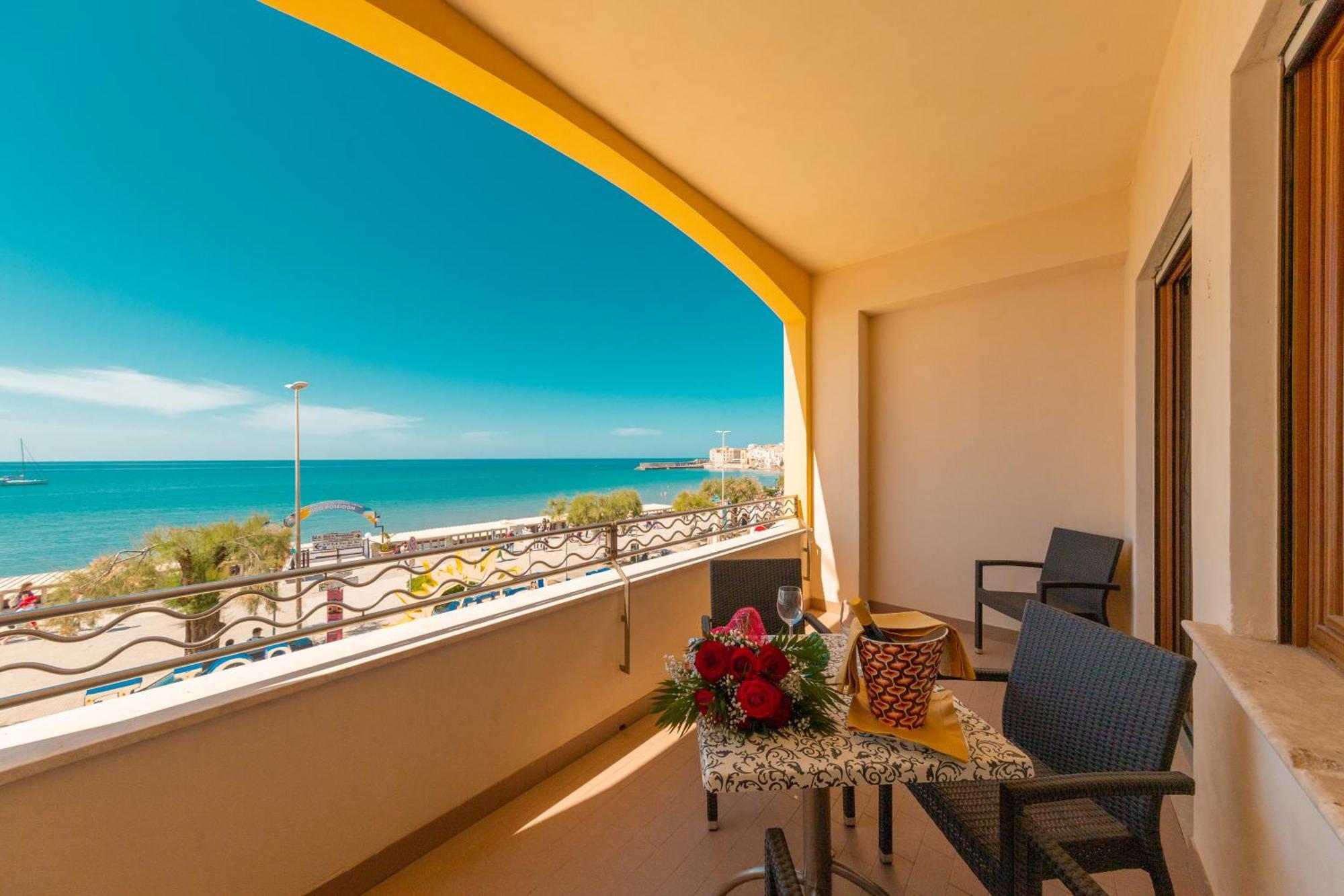 Superior Triple Room Sea View