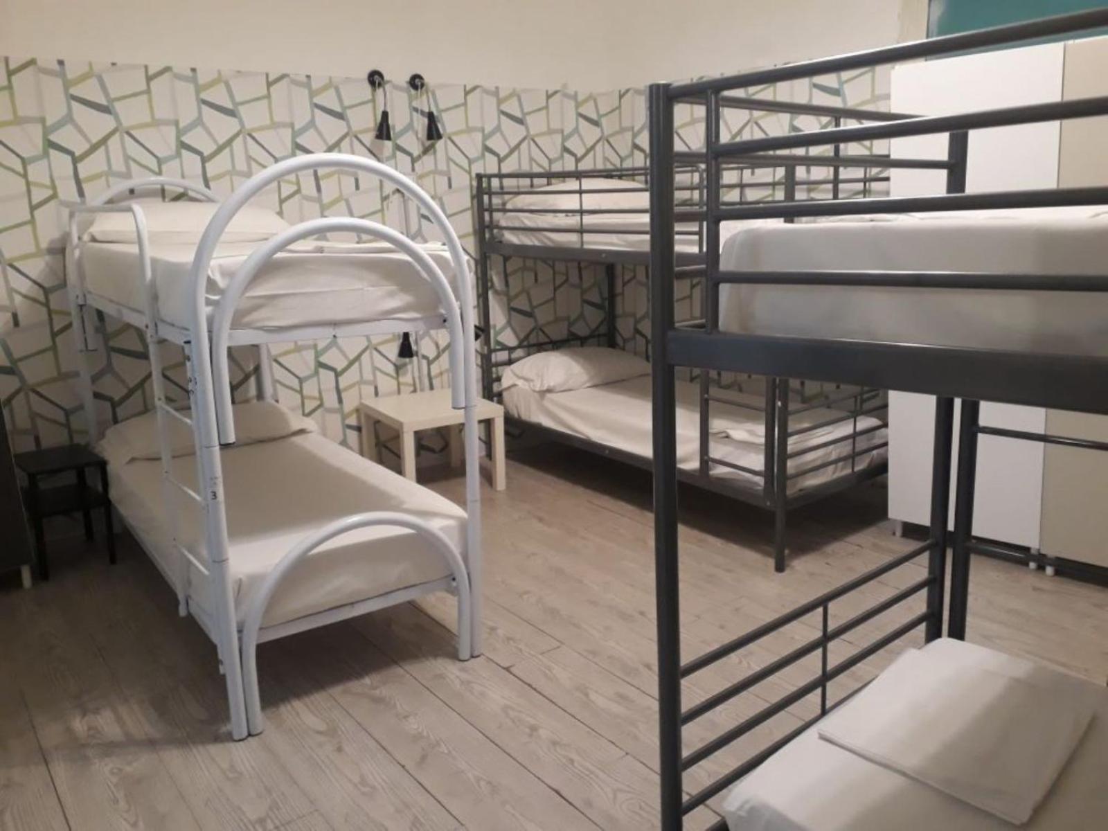 Stapelbed in Gemengde Slaapzaal