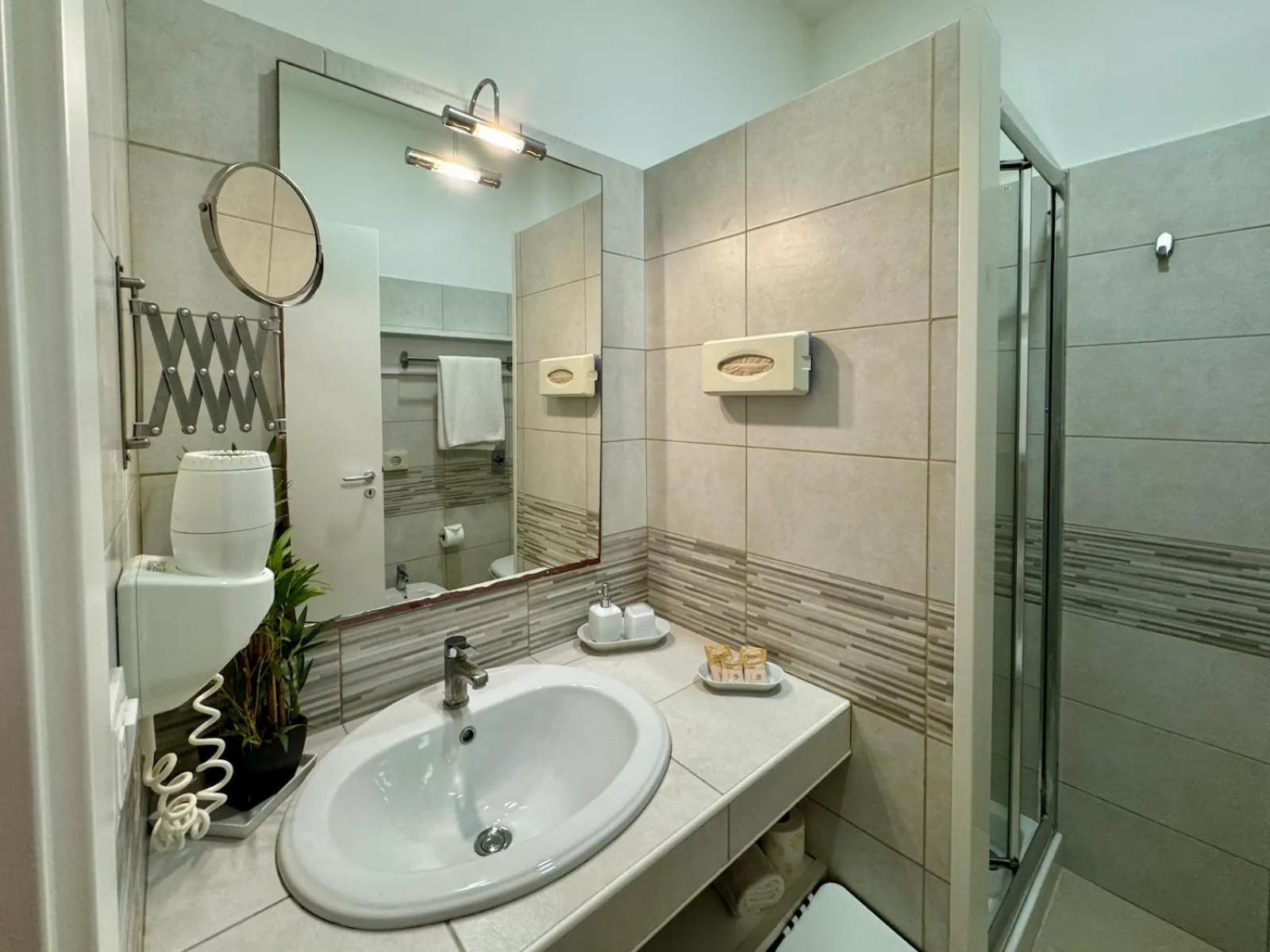 Classic Double Room with Balcony,1742719781:JPEG