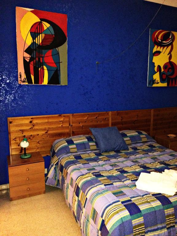 Chambre Triple Basique avec Salle de Bains Commune