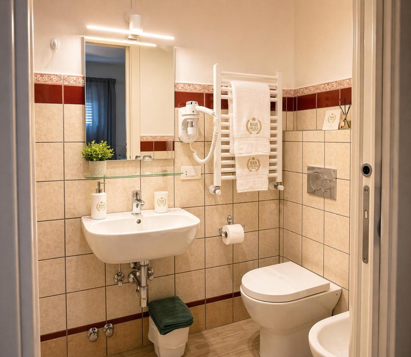 Doppelzimmer mit Balkon