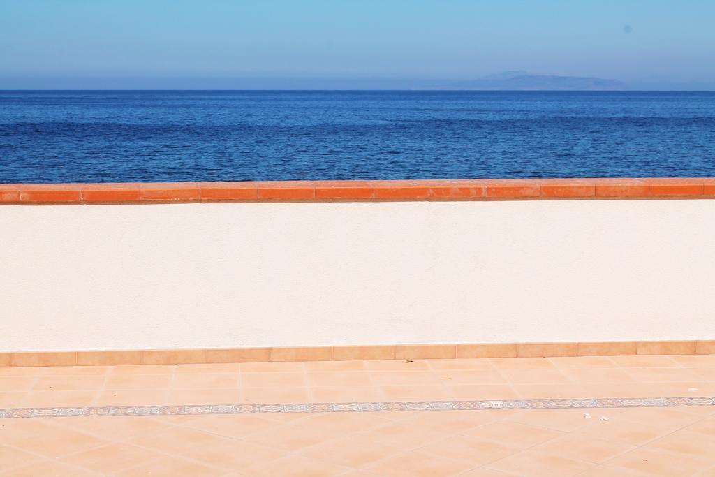 Camera Matrimoniale/Doppia con Letti Singoli con Vista Mare