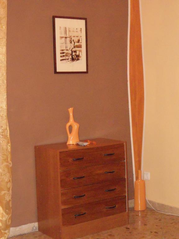 Doppelzimmer mit eigenem externen Bad