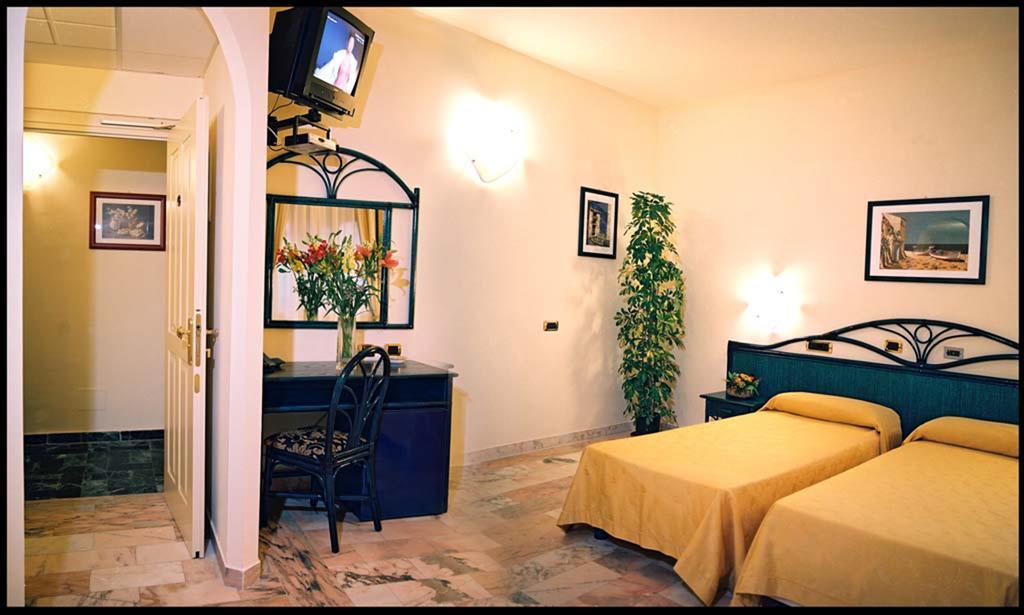 Superior Doppelzimmer mit seitlichem Meerblick