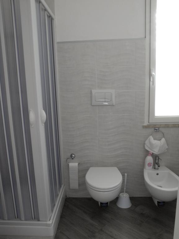 Double Room Private External Bathroom,399069027:JPEG