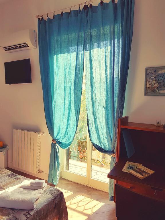 Double or Twin Room with Private Bathroom