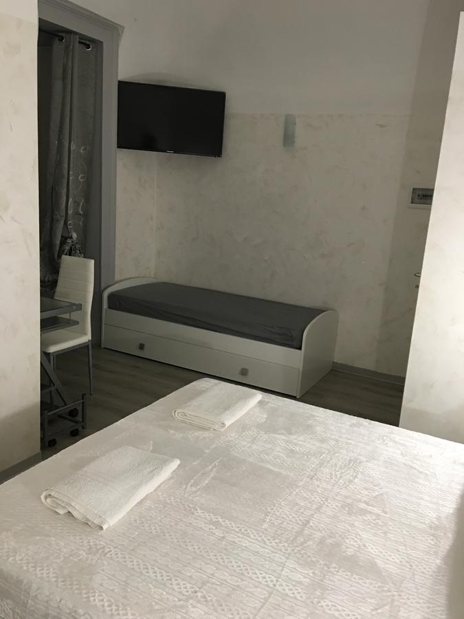 Double or Twin Room with Private Bathroom