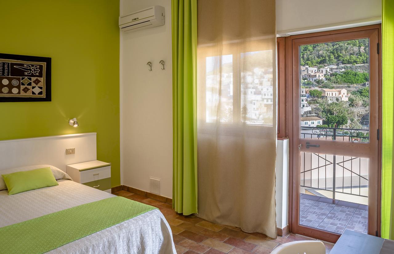 Monolocale con Vista Mare (2 Adulti)
