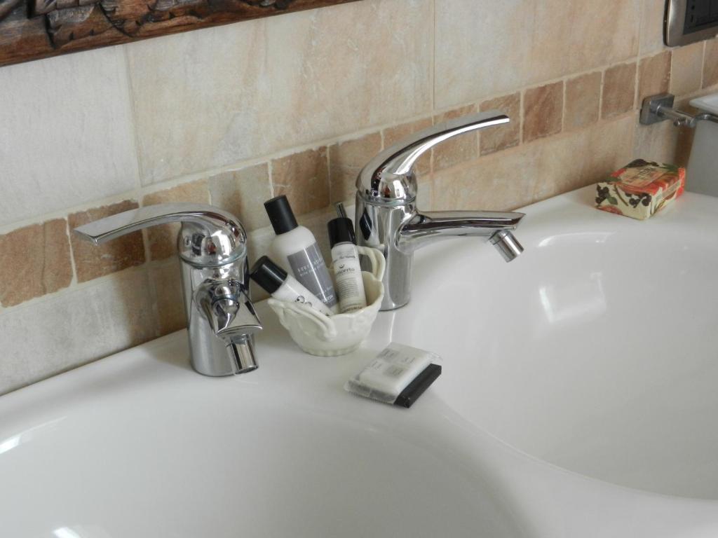 Deluxe Suite mit Whirlpool-Badewanne