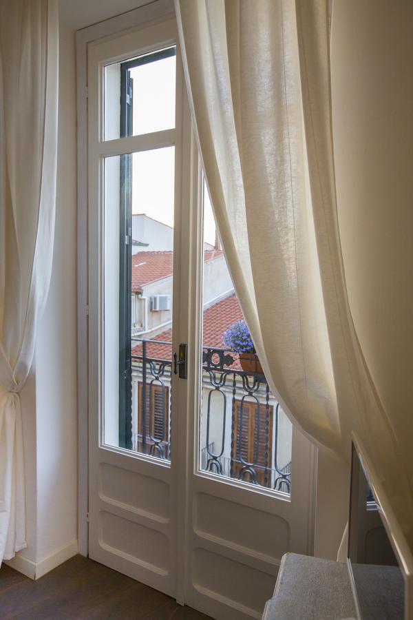 Double Room with Balcony and Sea View,605046735:JPEG