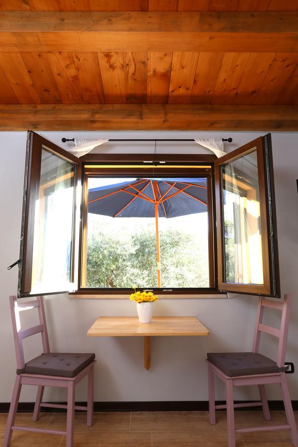Studio met Terras en Uitzicht op de Bergen