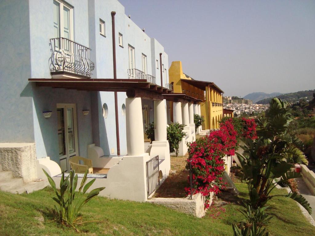 Standard Double Room,1040373880:JPEG