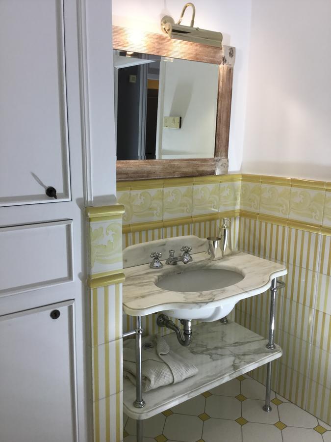 Doppelzimmer mit eigenem externen Bad