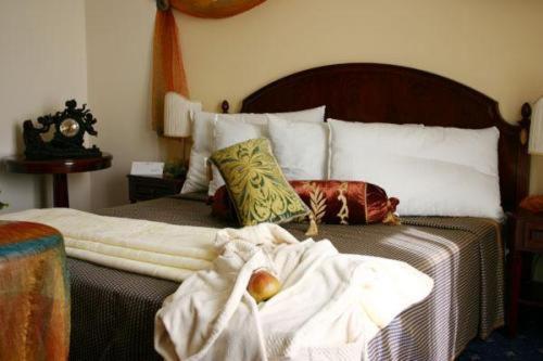 Triple Room,63082267:JPEG