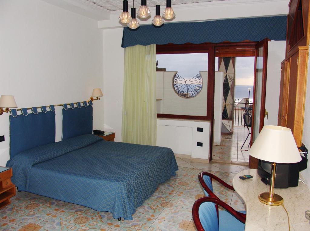 Chambre Double ou Lits Jumeaux avec Balcon - Vue sur Mer