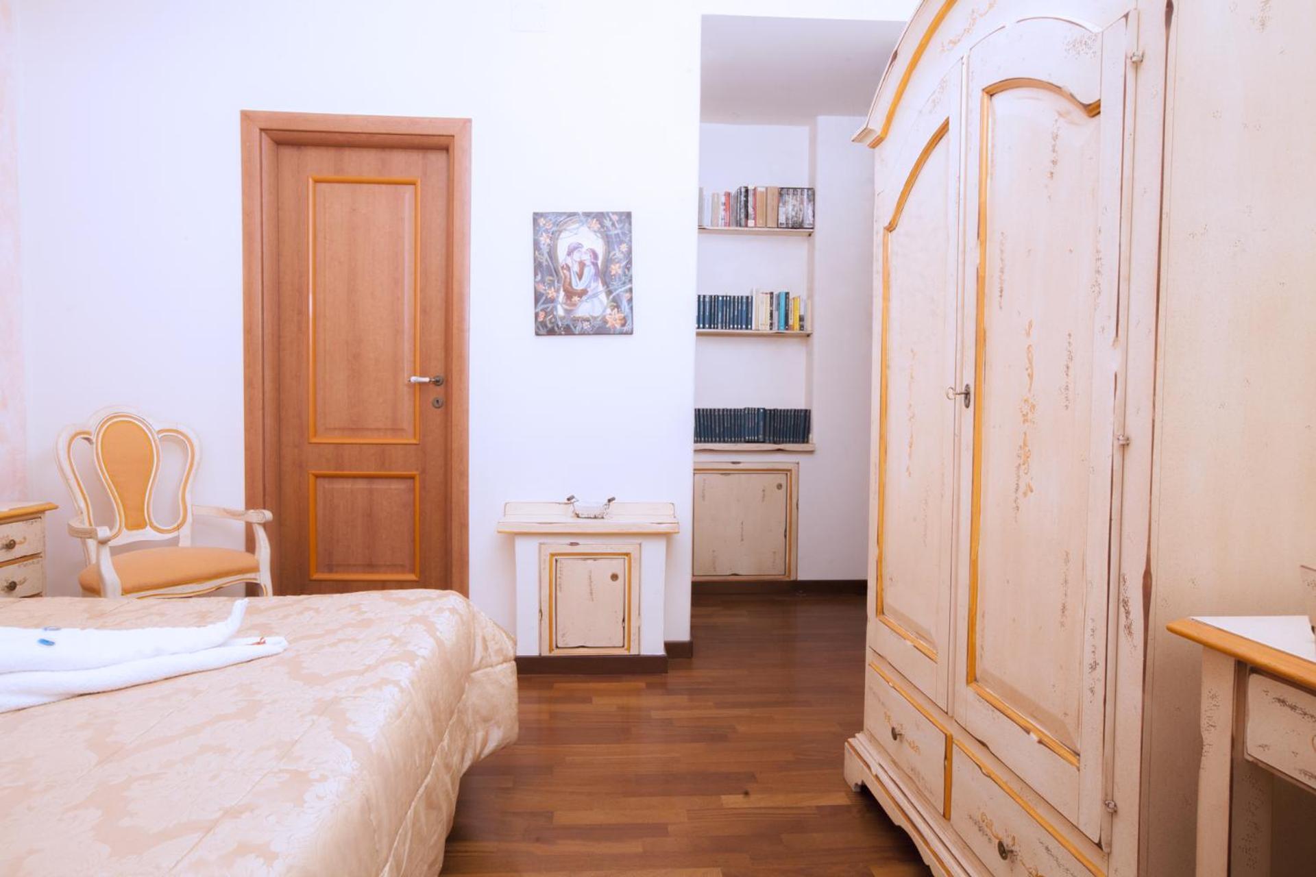 Standard Double Room,683911125:JPEG