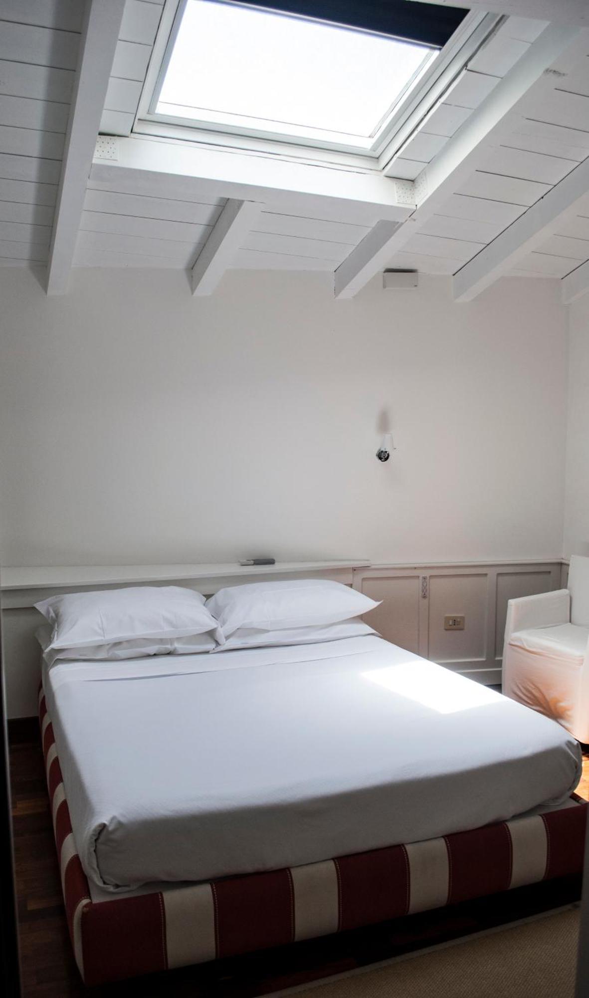Chambre Double - Mansardée
