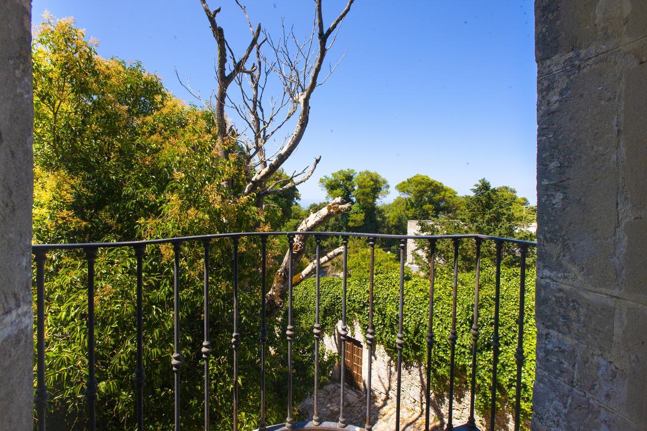 Superior Double Room,696834282:JPEG