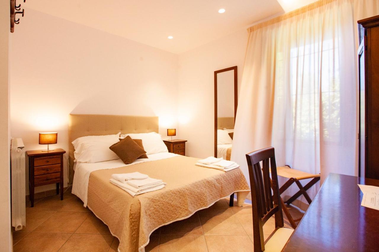 Standard Double Room,761678104:JPEG