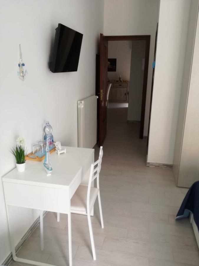 Triple Room with Private Bathroom and Balcony
