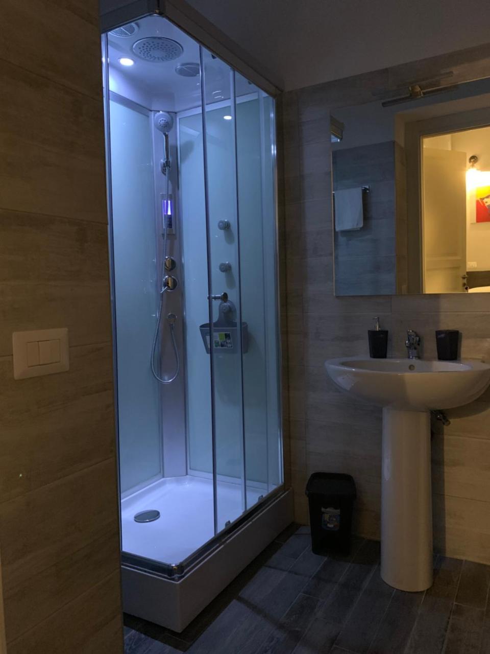 Single Room,743757376:JPEG