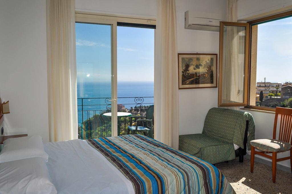 Double or Twin Room with Balcony and Sea View,1114676403:JPEG