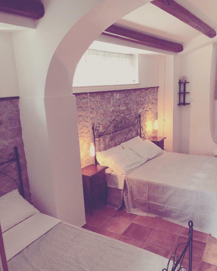 Dreibettzimmer mit eigenem Bad