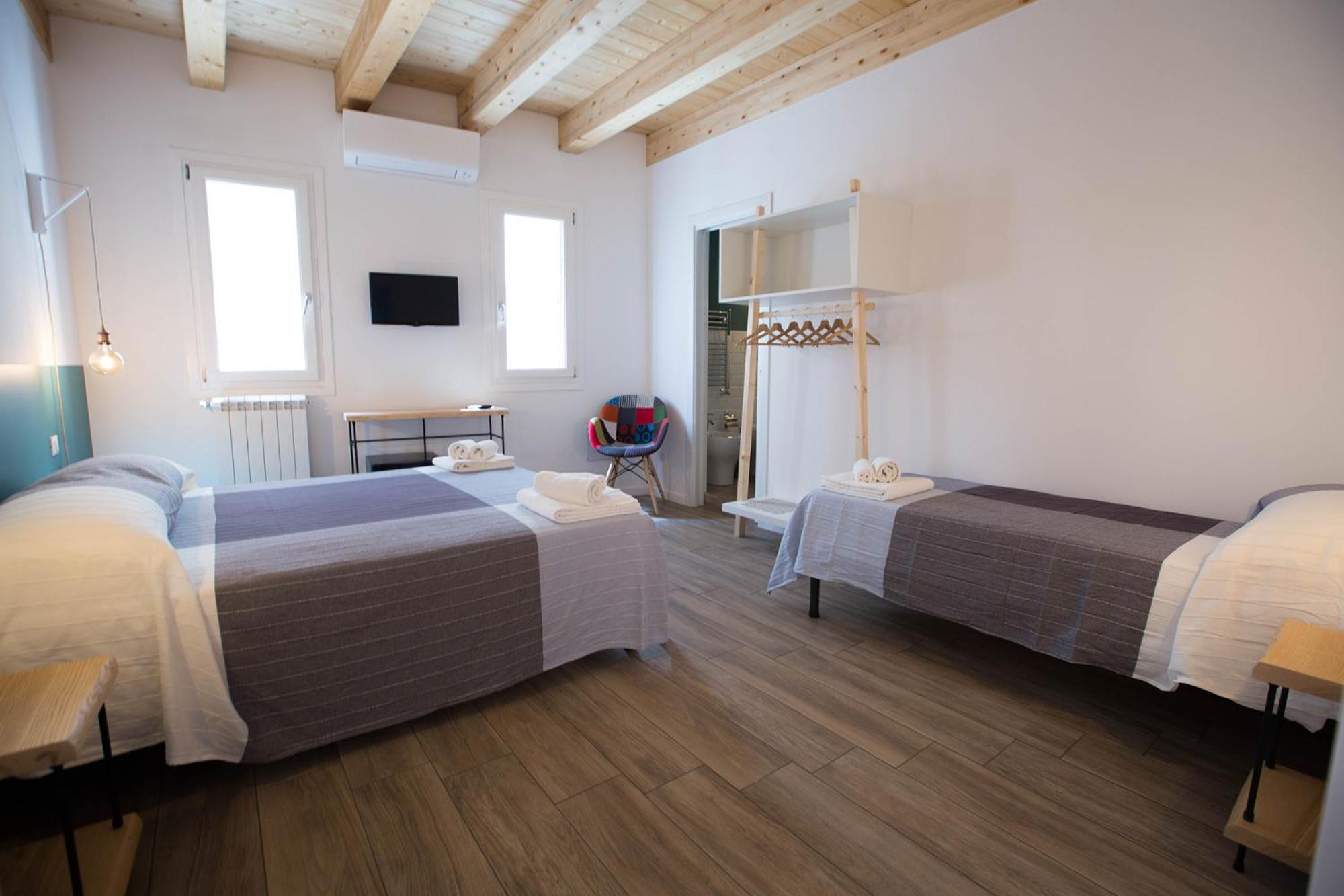 Deluxe Triple Room,891730546:JPEG
