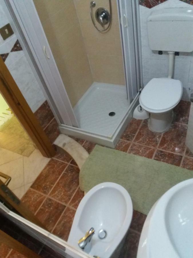Double or Twin Room Private External Bathroom,903124501:JPEG