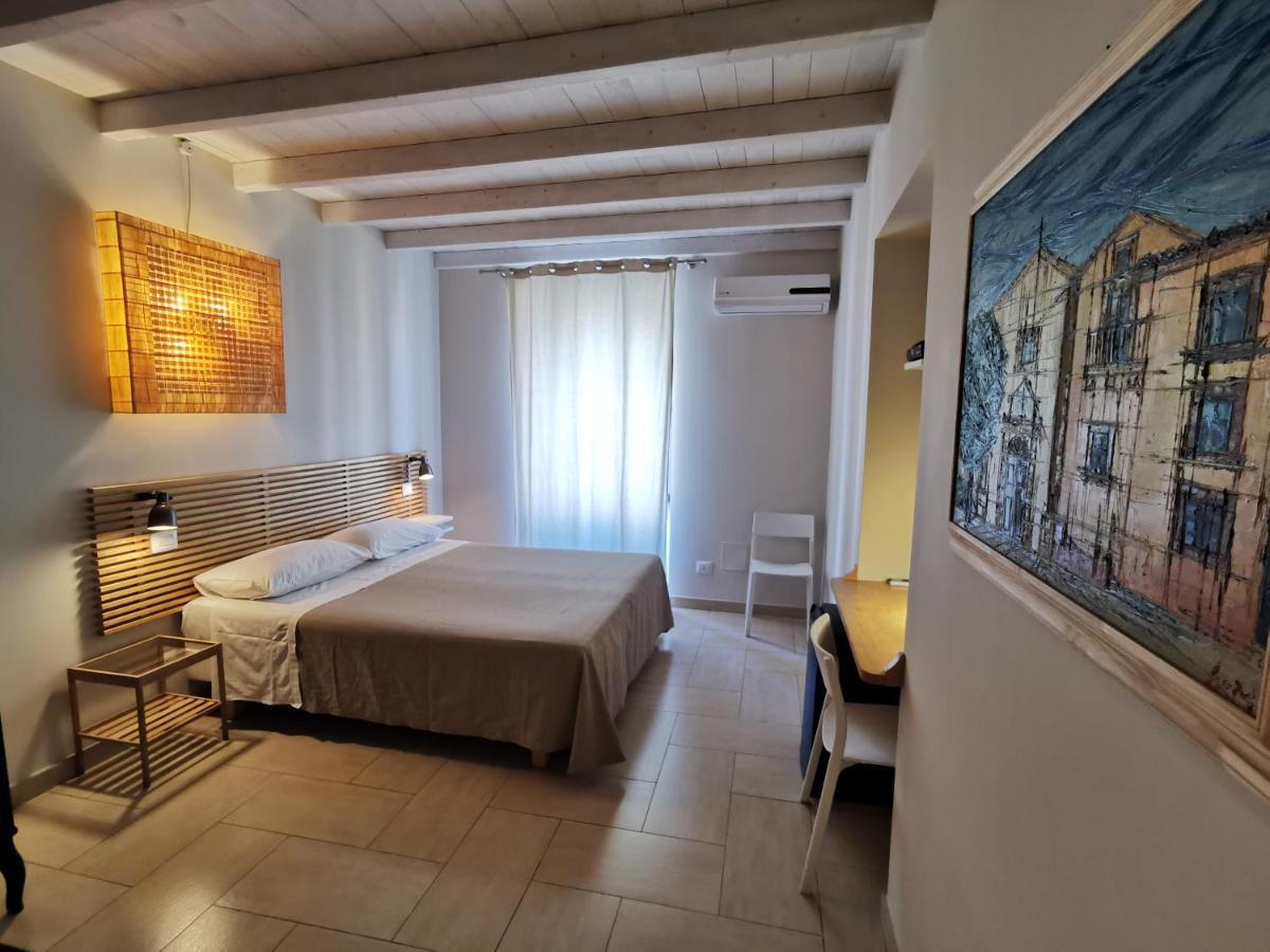 Double Room,114859736:JPEG