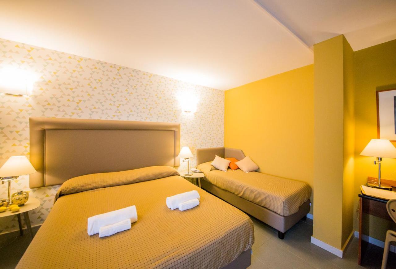 Double Room,934224688:JPEG