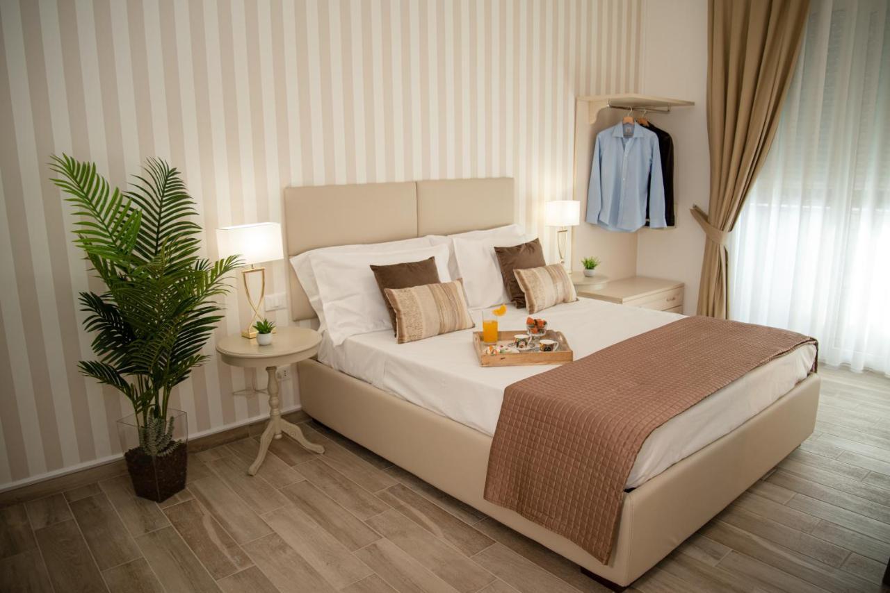 Deluxe Doppelzimmer (2 Erwachsene & 1 Kind)