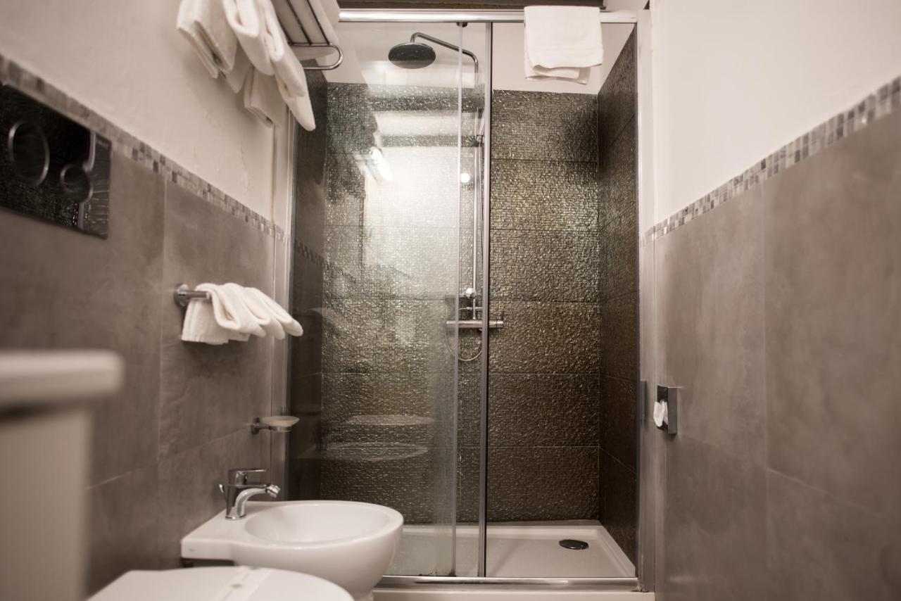 Apartamento de 2 niveles con 2 dormitorios - Planta baja