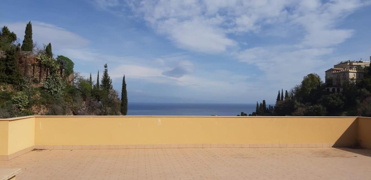 Apartment Terrace