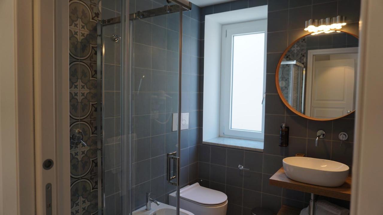 Superior Double Room with Balcony,985222612:JPEG