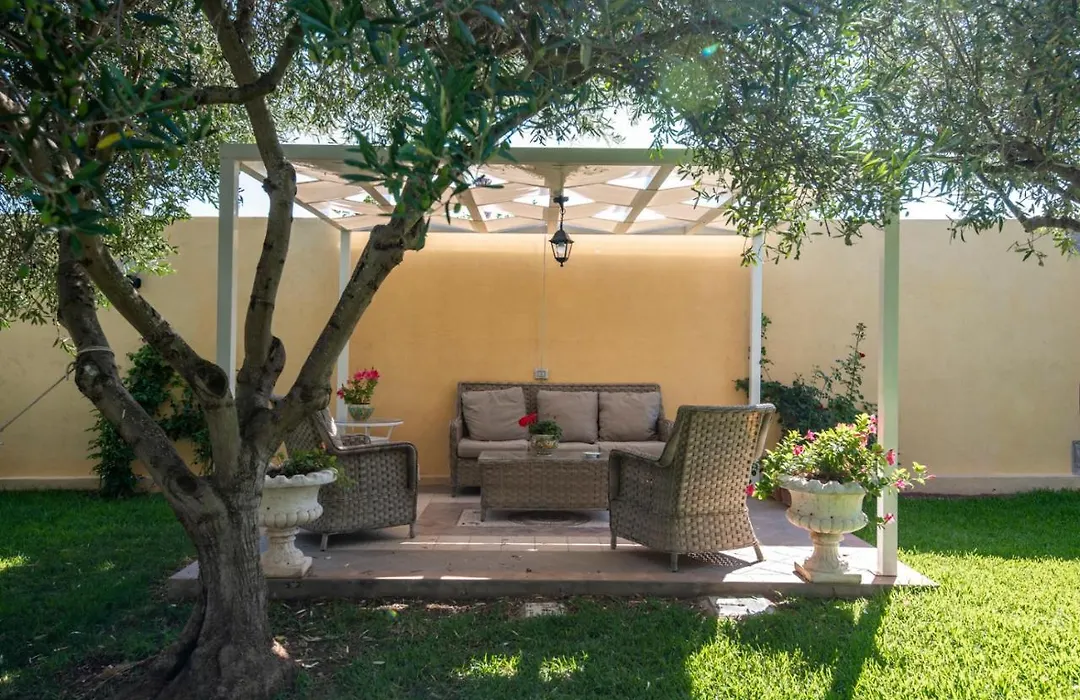 Villa Del Papiro-1