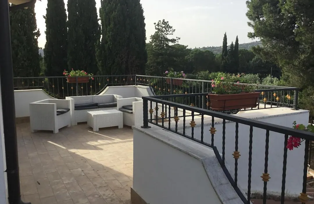Villa Niscima-1