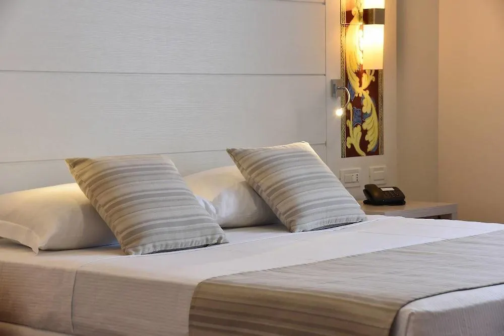 Hotel Parco Degli Aromi Resort & Spa-1