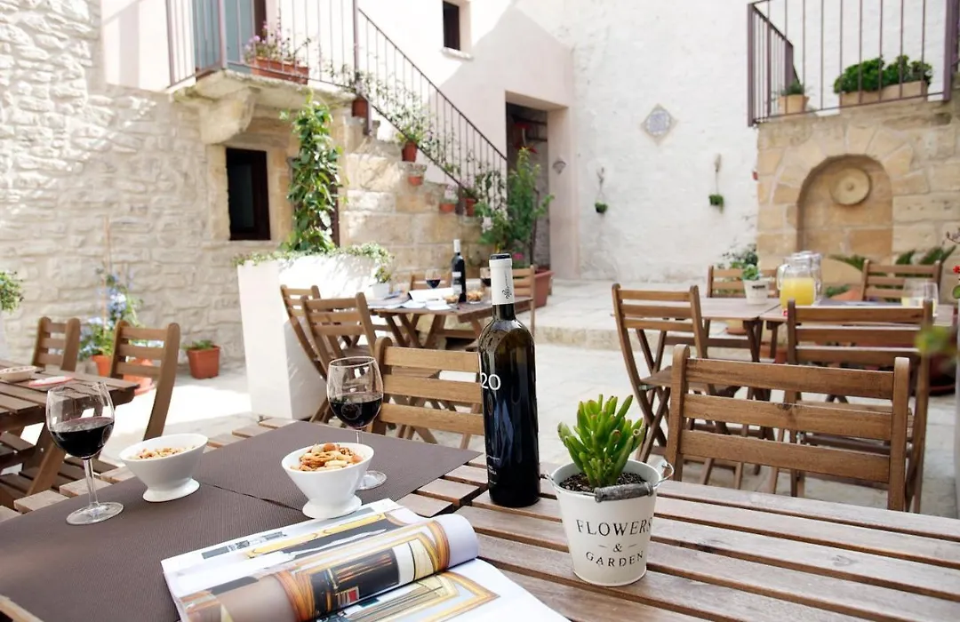 Residence San Martino - Rooms & Suite Apartments-1