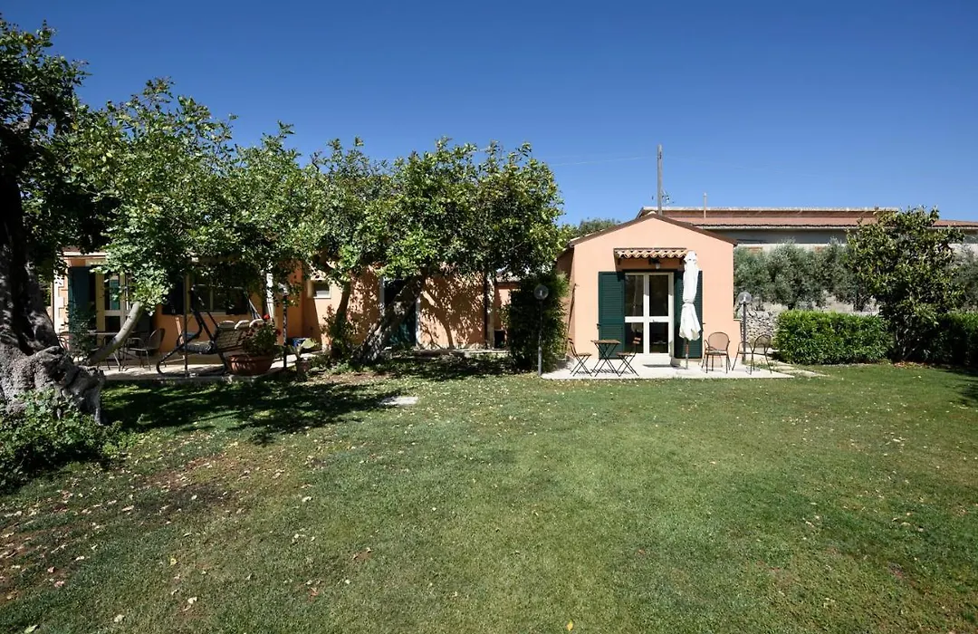 Karrua House - Magnolia Room-1