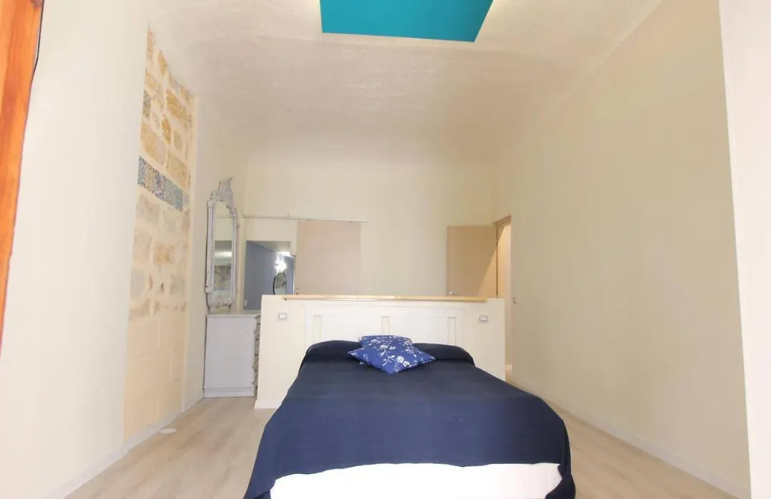 Zyz Holiday Home-1