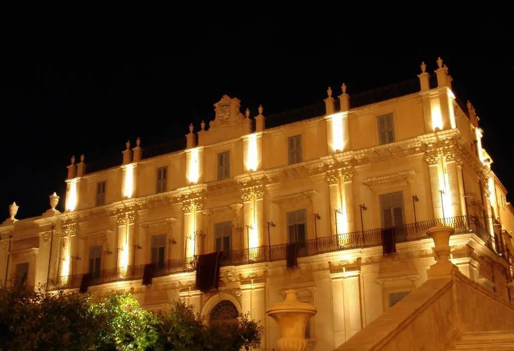 Landolina Palace Hotel-1