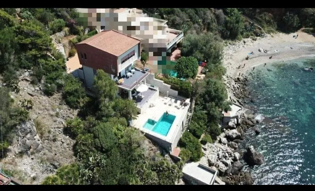 Villa Mare Blu-1
