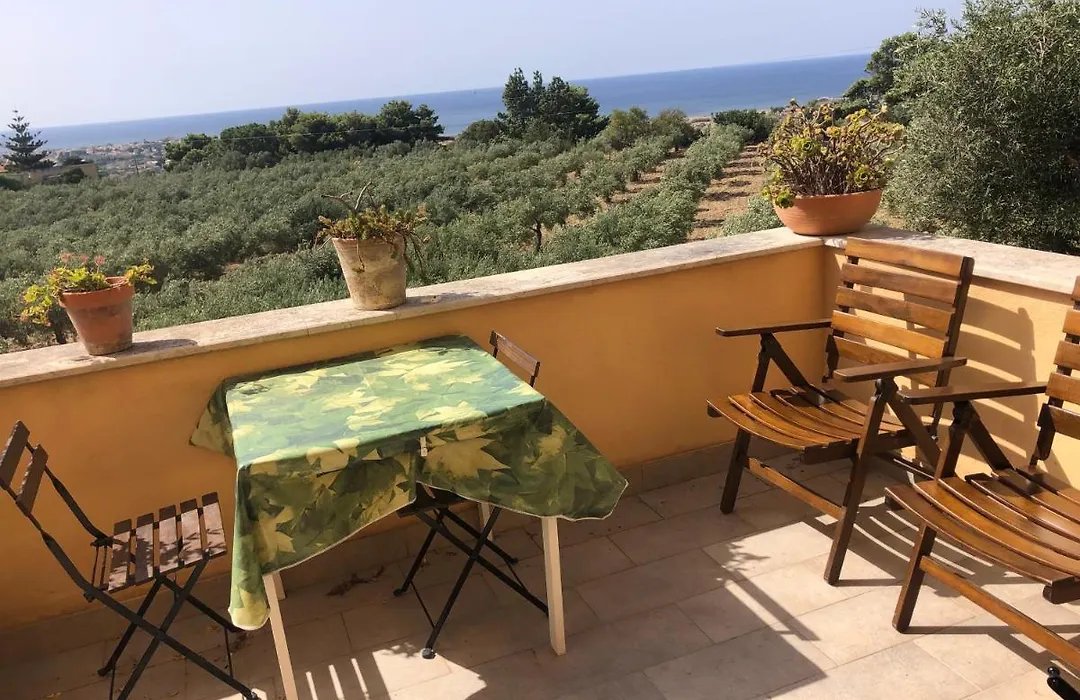 Casale Belvedere vista mare-1
