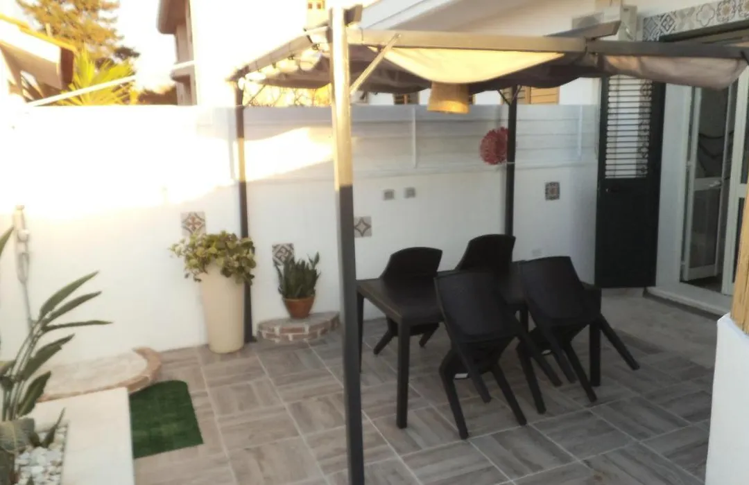 Holiday Rooms Ninfa-1