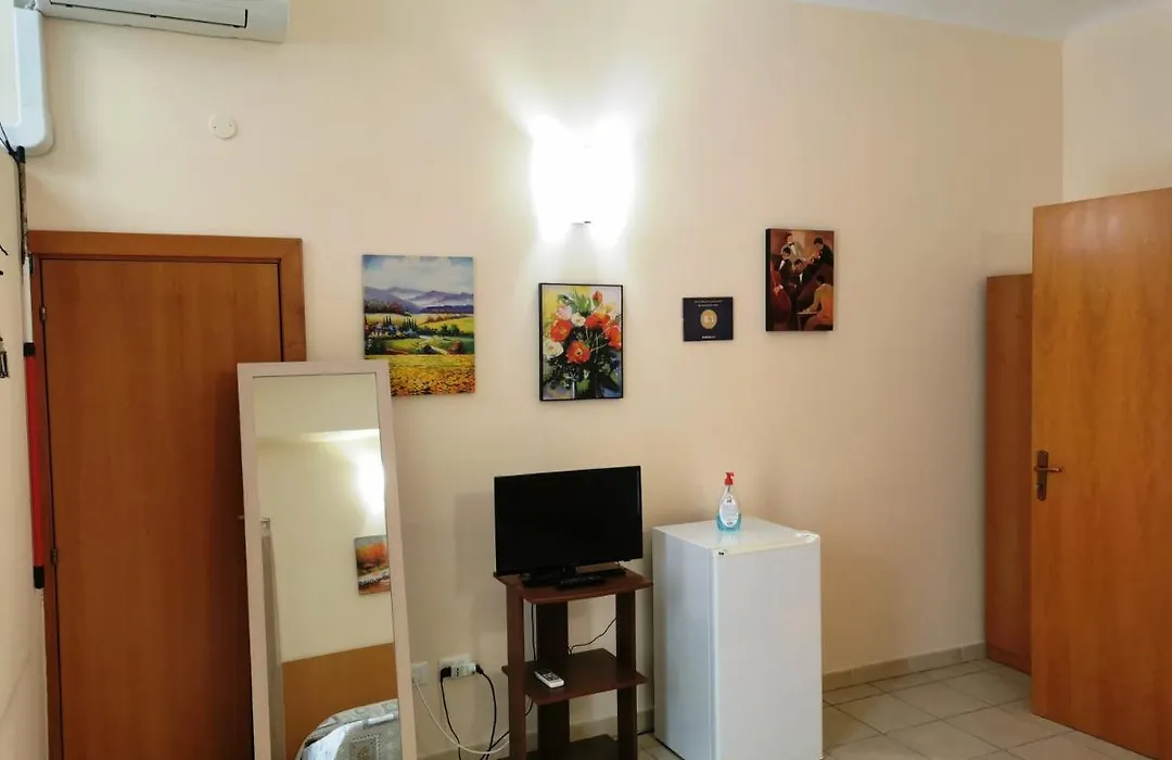 Bed & Breakfast Alba-1