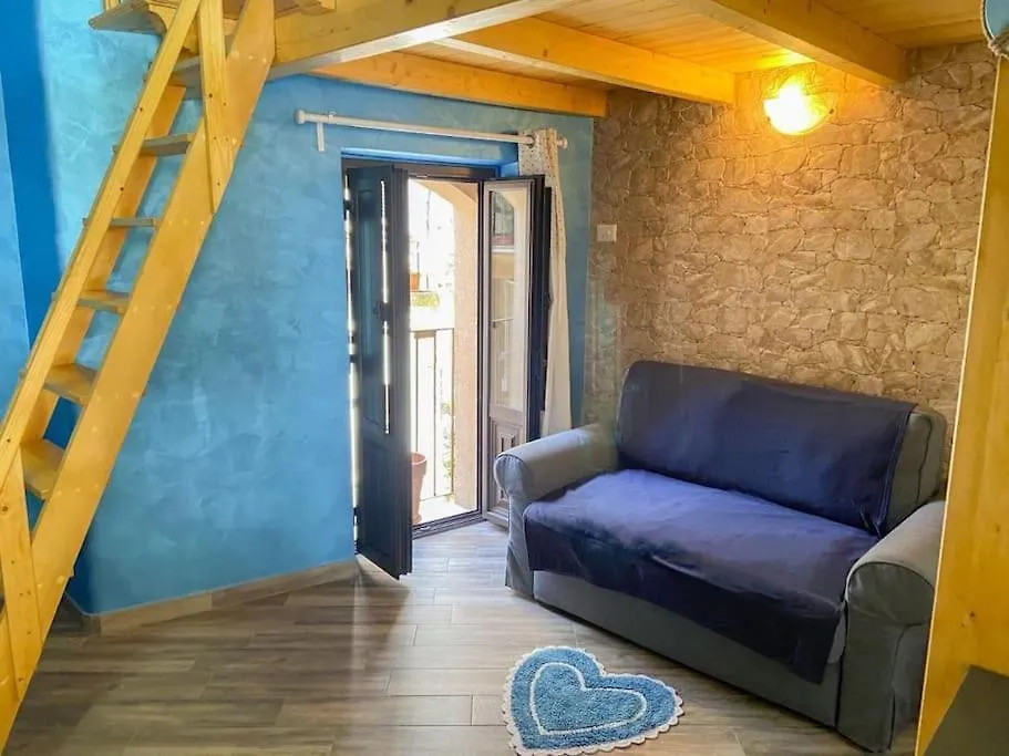 La Casa Del Poeta-1