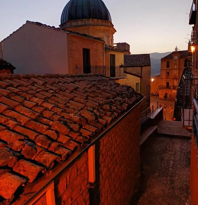 Il vicolo dei tetti-1