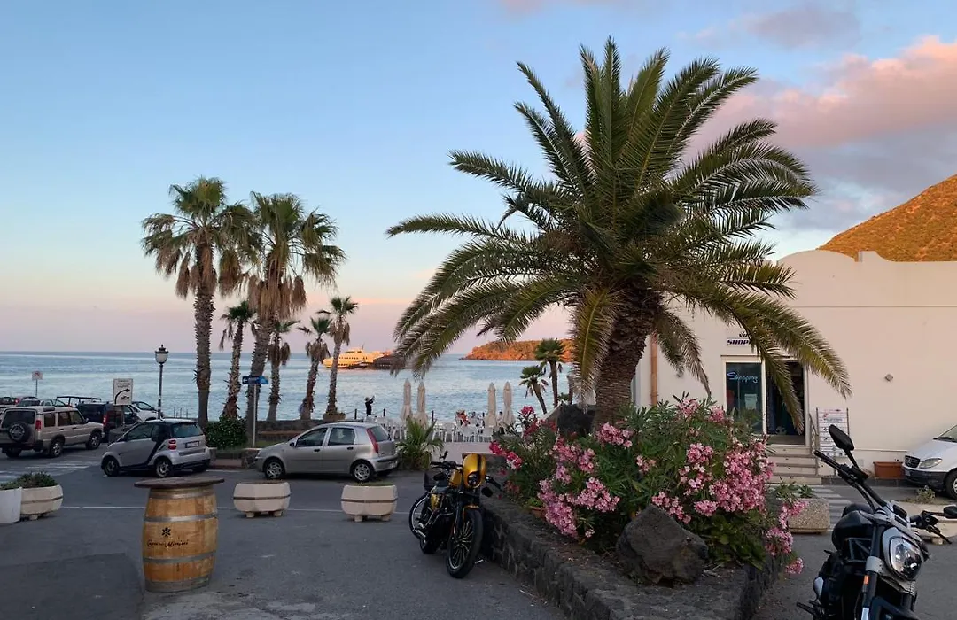 Monolocale Centralissimo A Vulcano Isole Eolie-1